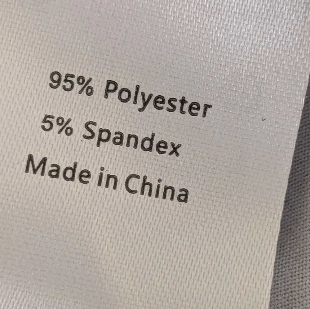 🔴3/$10 Black Skull "Rhinestone" Print Tee NWT sz S - Picture 6 of 7